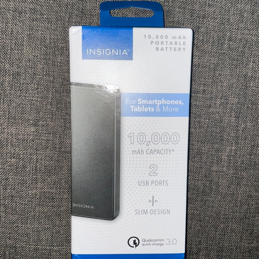 NEW.  INSIGNIA an easy way to recharge your devices while on the go